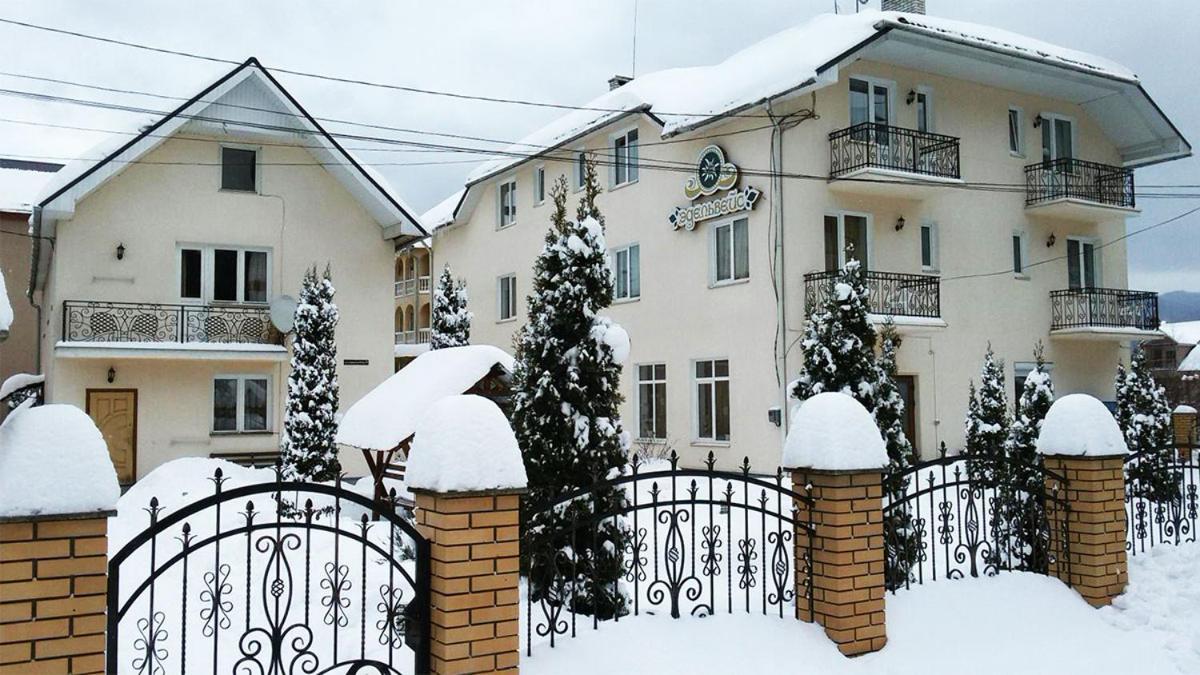 Edelweiss Otel Polyana  Dış mekan fotoğraf