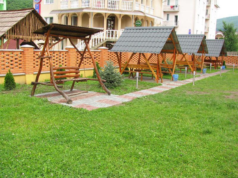 Edelweiss Otel Polyana  Dış mekan fotoğraf